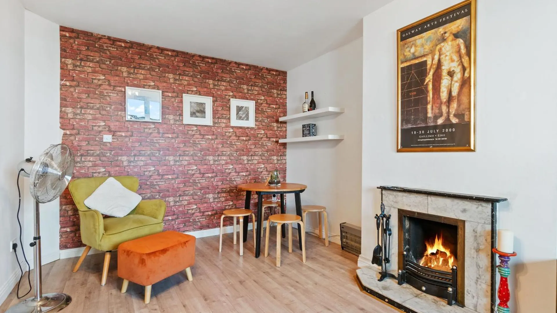 Heart Of City Centre Stunning View Galway Homestay